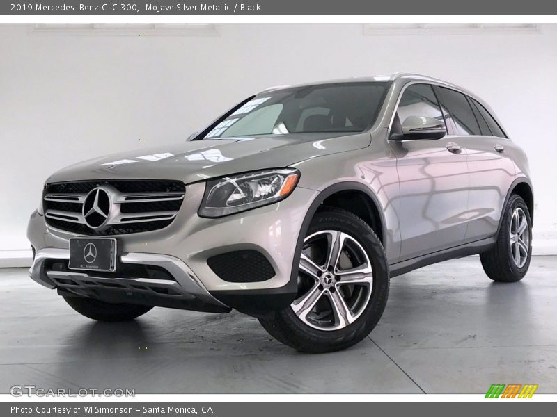 Mojave Silver Metallic / Black 2019 Mercedes-Benz GLC 300