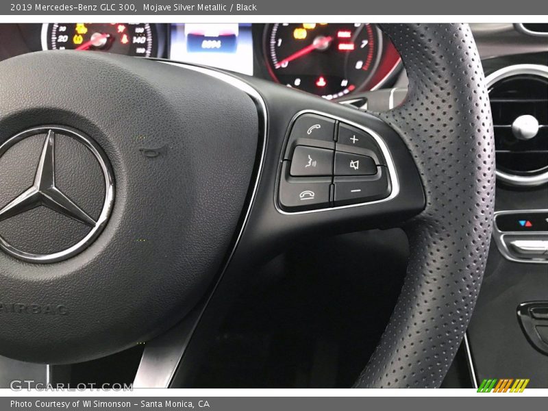 Mojave Silver Metallic / Black 2019 Mercedes-Benz GLC 300