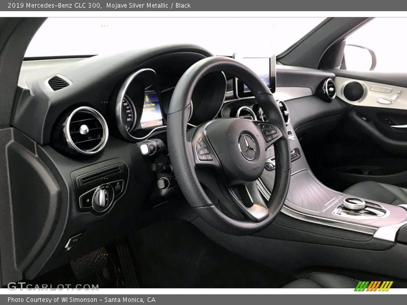 Mojave Silver Metallic / Black 2019 Mercedes-Benz GLC 300