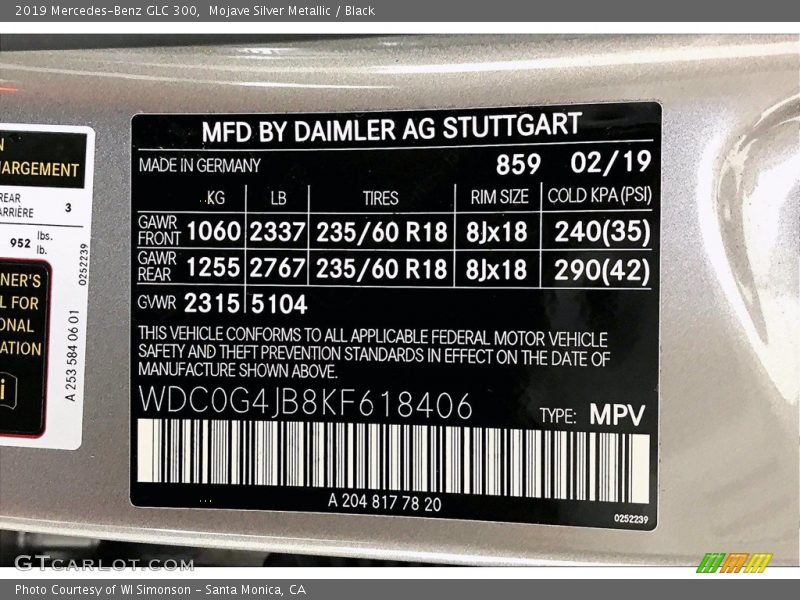 Mojave Silver Metallic / Black 2019 Mercedes-Benz GLC 300