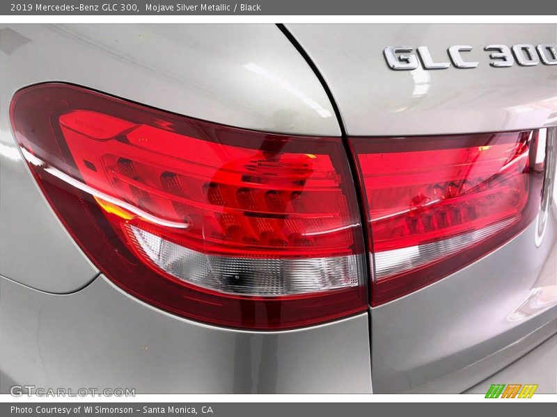 Mojave Silver Metallic / Black 2019 Mercedes-Benz GLC 300