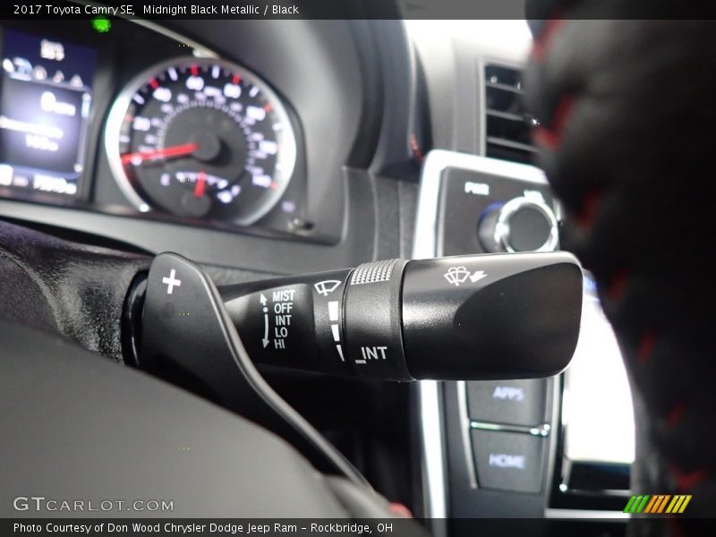 Midnight Black Metallic / Black 2017 Toyota Camry SE