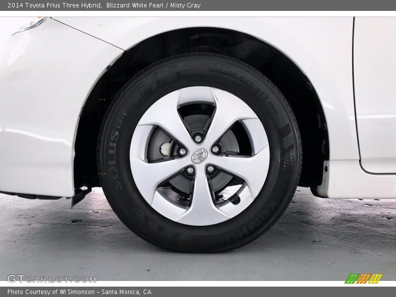 Blizzard White Pearl / Misty Gray 2014 Toyota Prius Three Hybrid