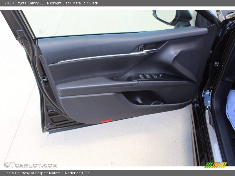 Midnight Black Metallic / Black 2020 Toyota Camry SE