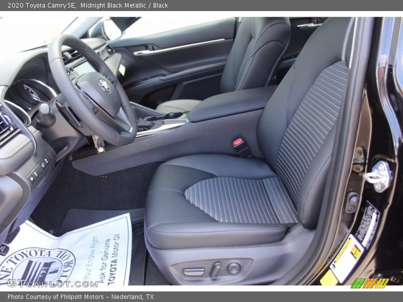 Midnight Black Metallic / Black 2020 Toyota Camry SE