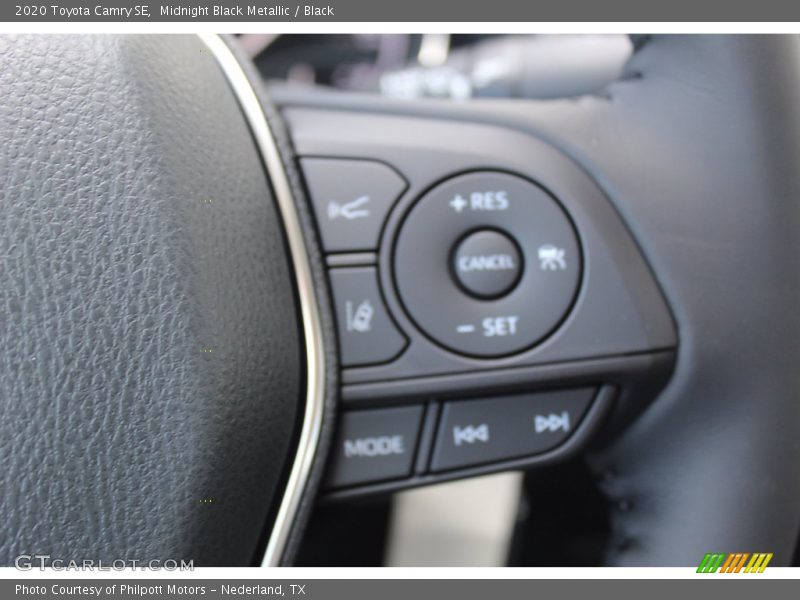 Midnight Black Metallic / Black 2020 Toyota Camry SE