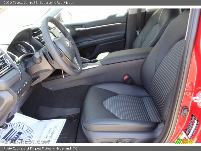 Supersonic Red / Black 2020 Toyota Camry SE