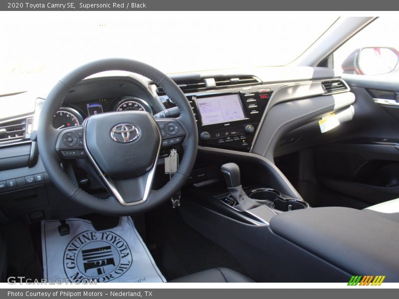 Supersonic Red / Black 2020 Toyota Camry SE