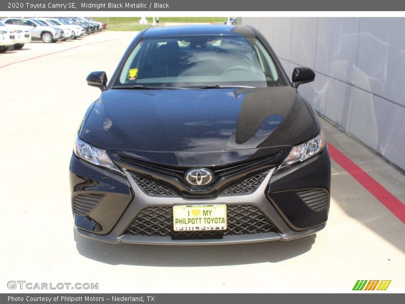 Midnight Black Metallic / Black 2020 Toyota Camry SE