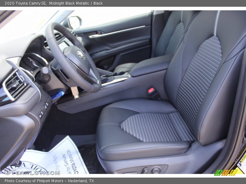 Midnight Black Metallic / Black 2020 Toyota Camry SE