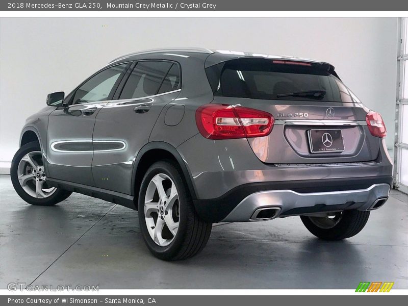 Mountain Grey Metallic / Crystal Grey 2018 Mercedes-Benz GLA 250