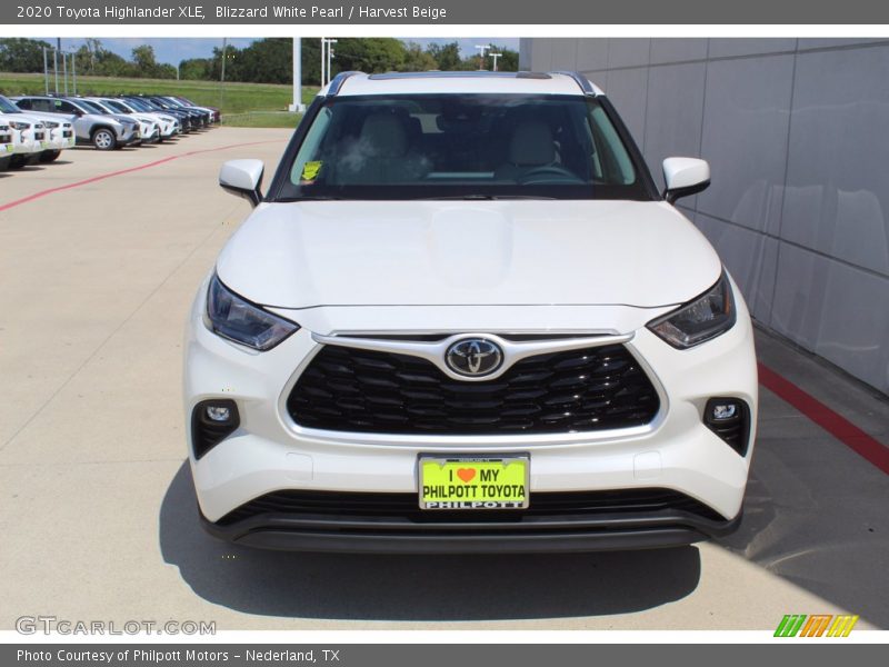 Blizzard White Pearl / Harvest Beige 2020 Toyota Highlander XLE