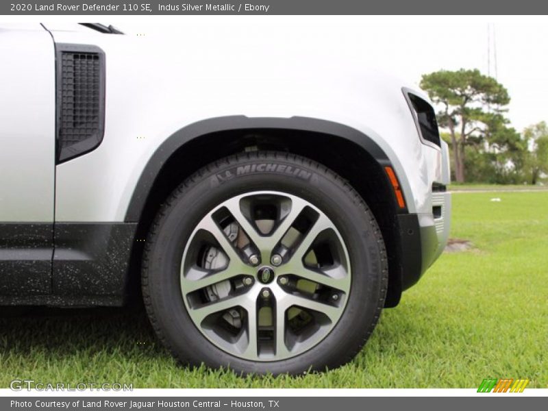  2020 Defender 110 SE Wheel
