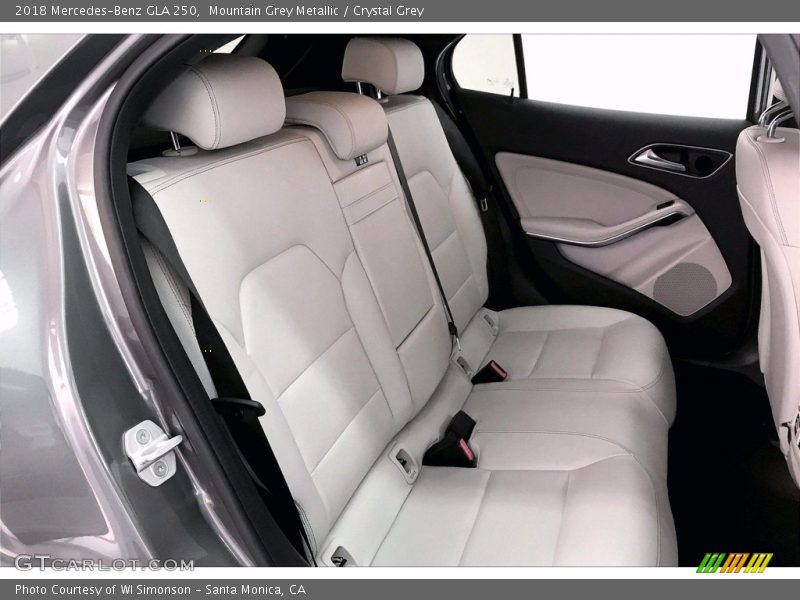 Mountain Grey Metallic / Crystal Grey 2018 Mercedes-Benz GLA 250