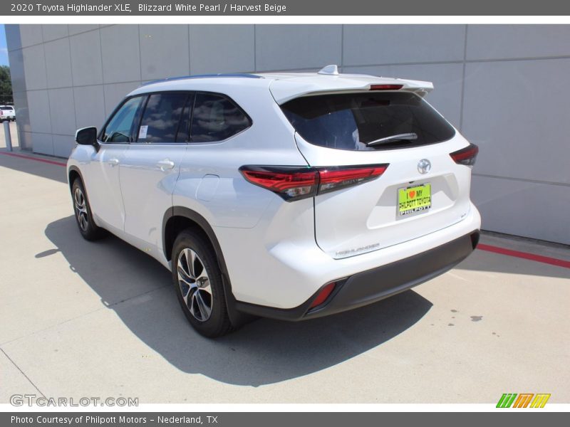 Blizzard White Pearl / Harvest Beige 2020 Toyota Highlander XLE