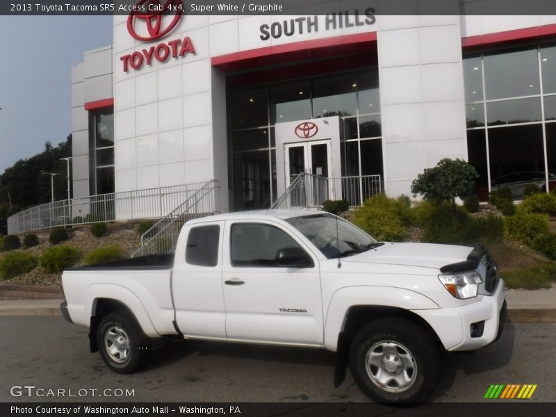 Super White / Graphite 2013 Toyota Tacoma SR5 Access Cab 4x4