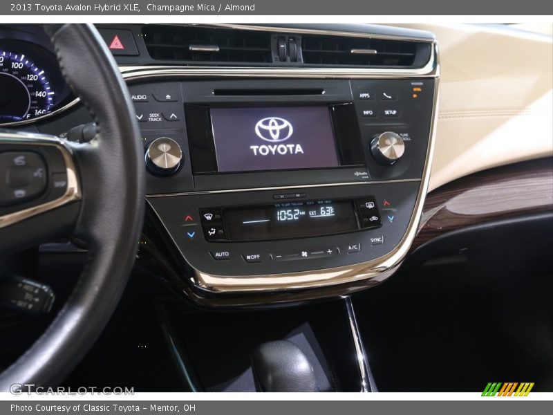 Champagne Mica / Almond 2013 Toyota Avalon Hybrid XLE
