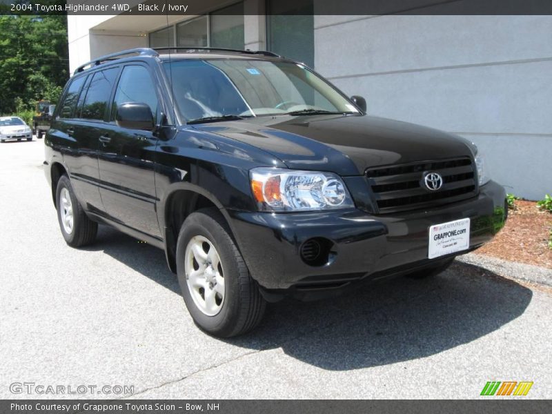 Black / Ivory 2004 Toyota Highlander 4WD