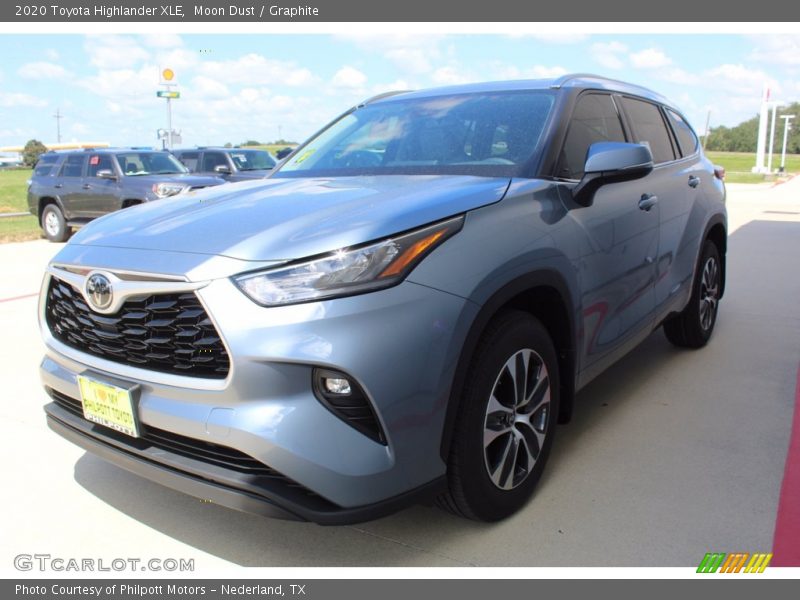 Moon Dust / Graphite 2020 Toyota Highlander XLE