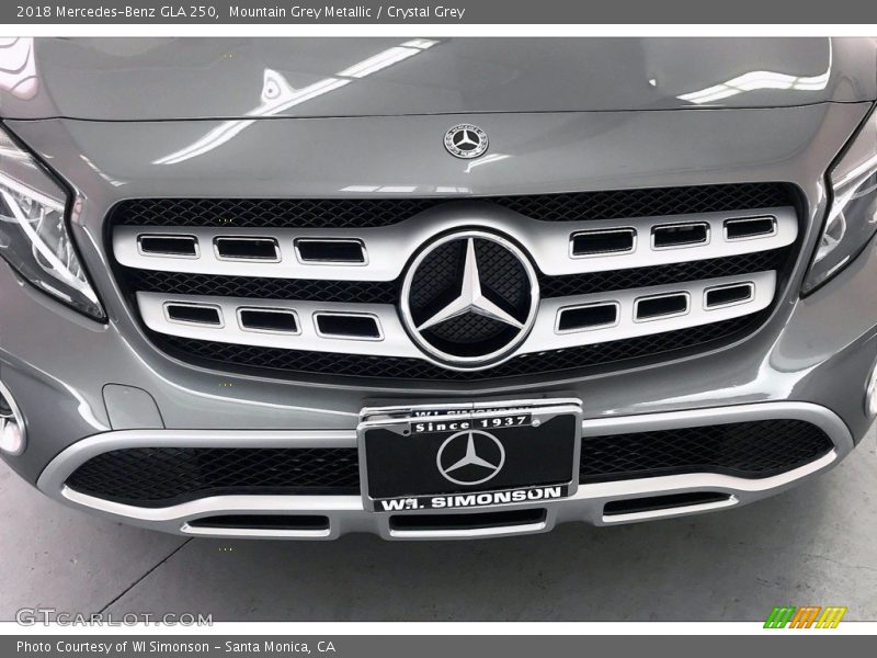 Mountain Grey Metallic / Crystal Grey 2018 Mercedes-Benz GLA 250