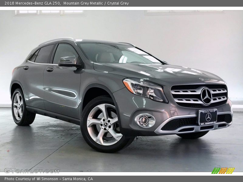 Mountain Grey Metallic / Crystal Grey 2018 Mercedes-Benz GLA 250