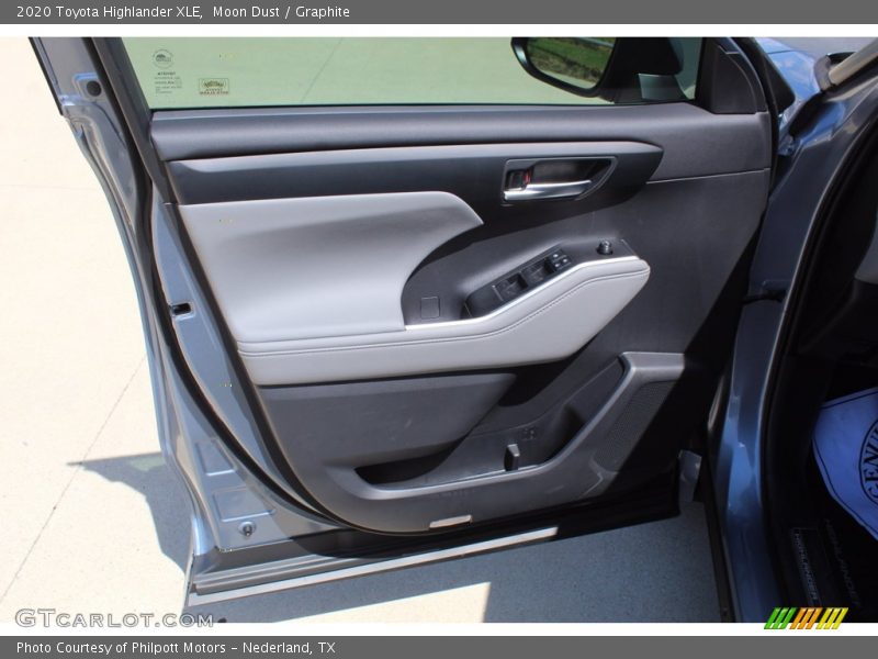 Moon Dust / Graphite 2020 Toyota Highlander XLE