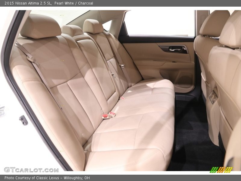 Pearl White / Charcoal 2015 Nissan Altima 2.5 SL
