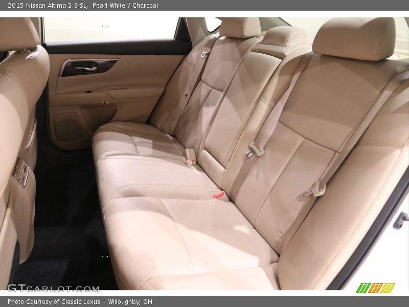 Pearl White / Charcoal 2015 Nissan Altima 2.5 SL