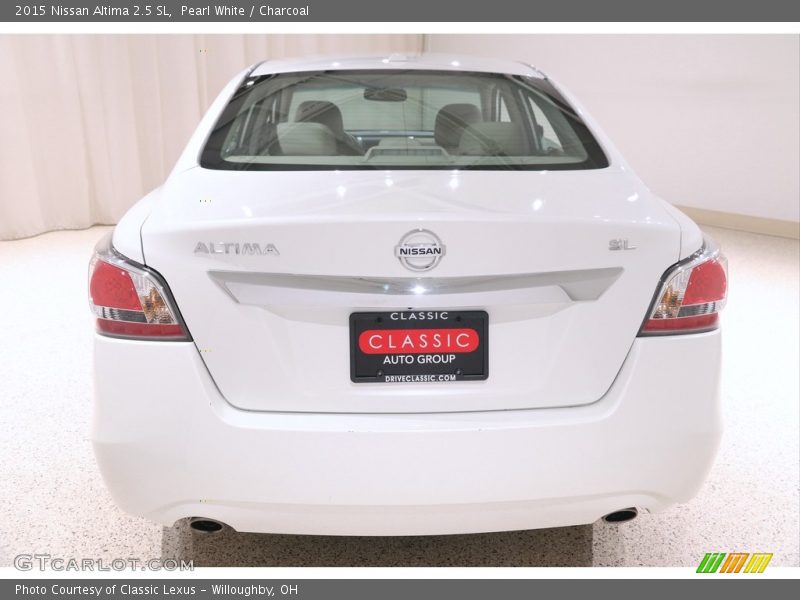 Pearl White / Charcoal 2015 Nissan Altima 2.5 SL