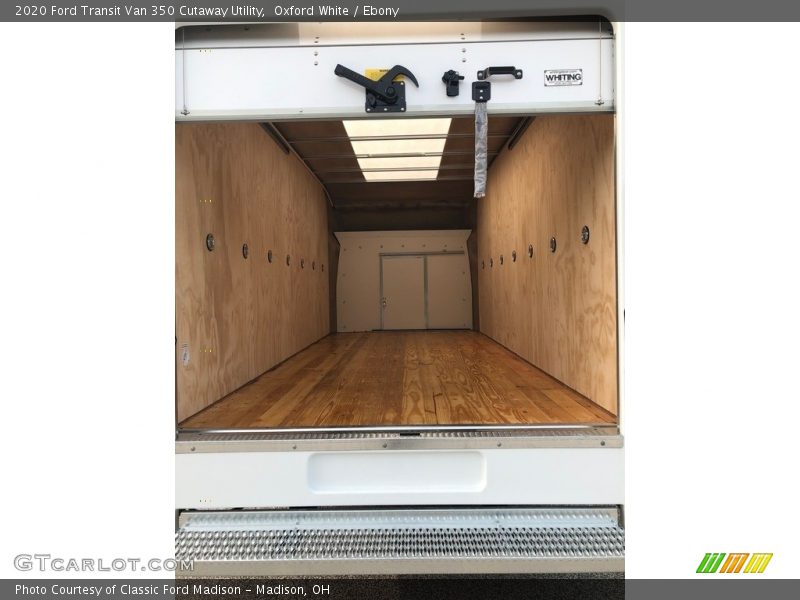 Oxford White / Ebony 2020 Ford Transit Van 350 Cutaway Utility