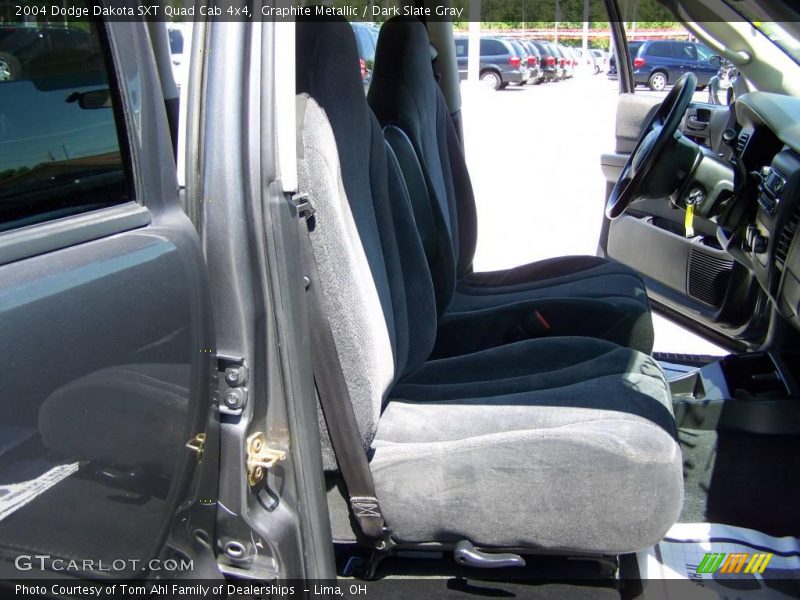 Graphite Metallic / Dark Slate Gray 2004 Dodge Dakota SXT Quad Cab 4x4