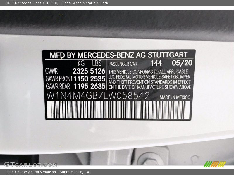 Digital White Metallic / Black 2020 Mercedes-Benz GLB 250