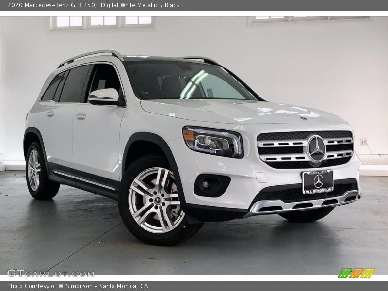 Digital White Metallic / Black 2020 Mercedes-Benz GLB 250