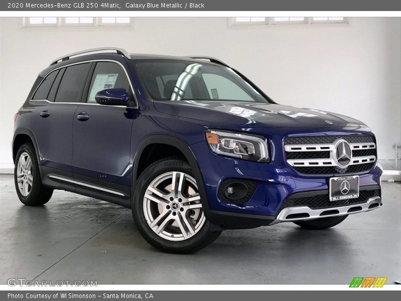 Front 3/4 View of 2020 GLB 250 4Matic