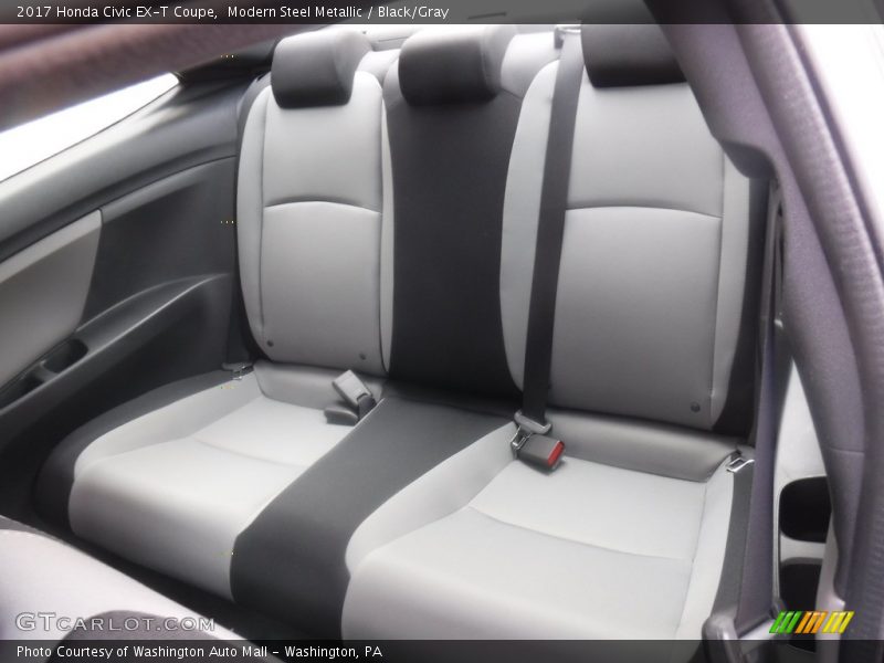 Modern Steel Metallic / Black/Gray 2017 Honda Civic EX-T Coupe