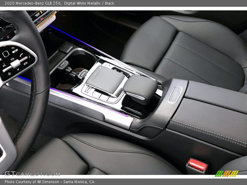 Digital White Metallic / Black 2020 Mercedes-Benz GLB 250