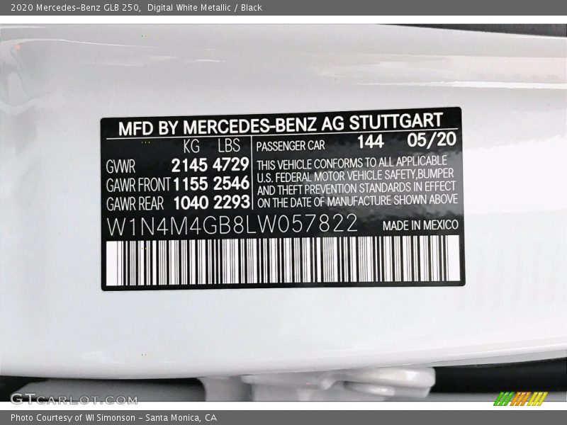 Digital White Metallic / Black 2020 Mercedes-Benz GLB 250