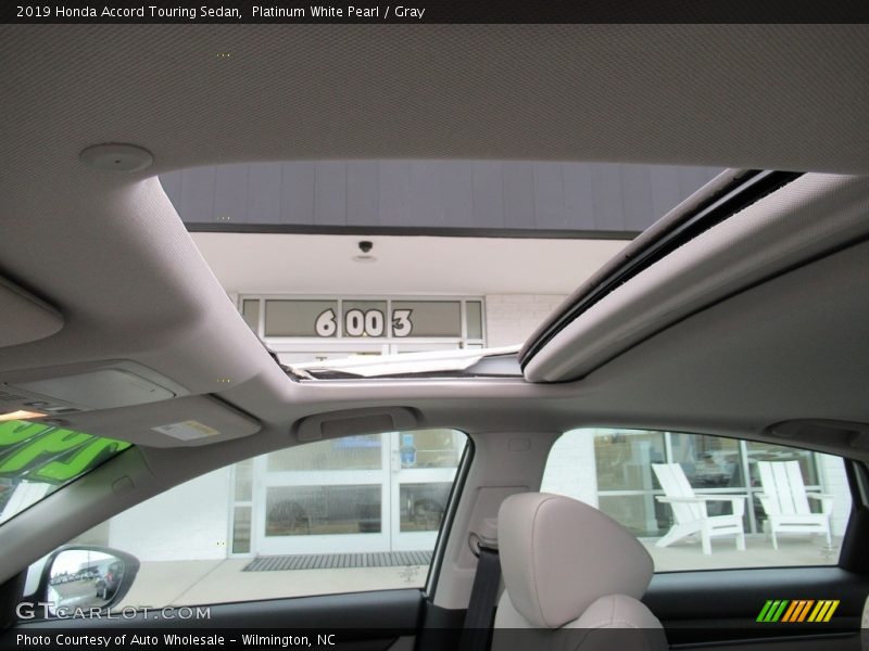 Platinum White Pearl / Gray 2019 Honda Accord Touring Sedan