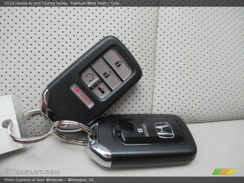 Platinum White Pearl / Gray 2019 Honda Accord Touring Sedan