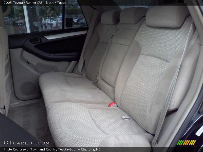 Black / Taupe 2005 Toyota 4Runner SR5