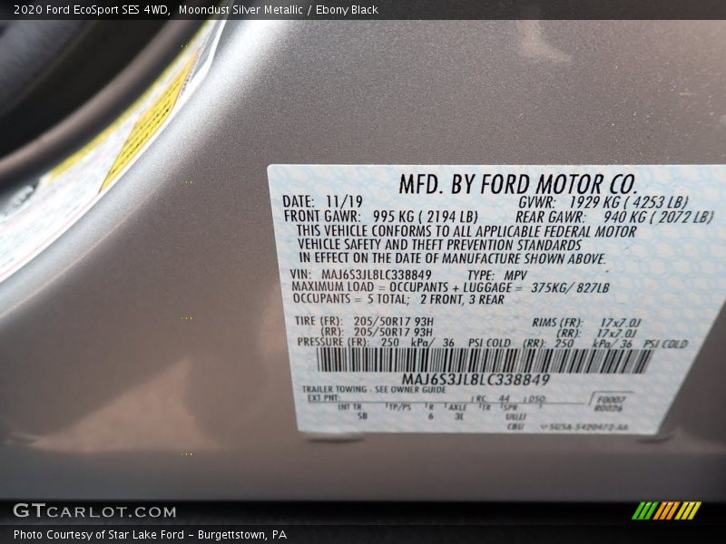 Moondust Silver Metallic / Ebony Black 2020 Ford EcoSport SES 4WD