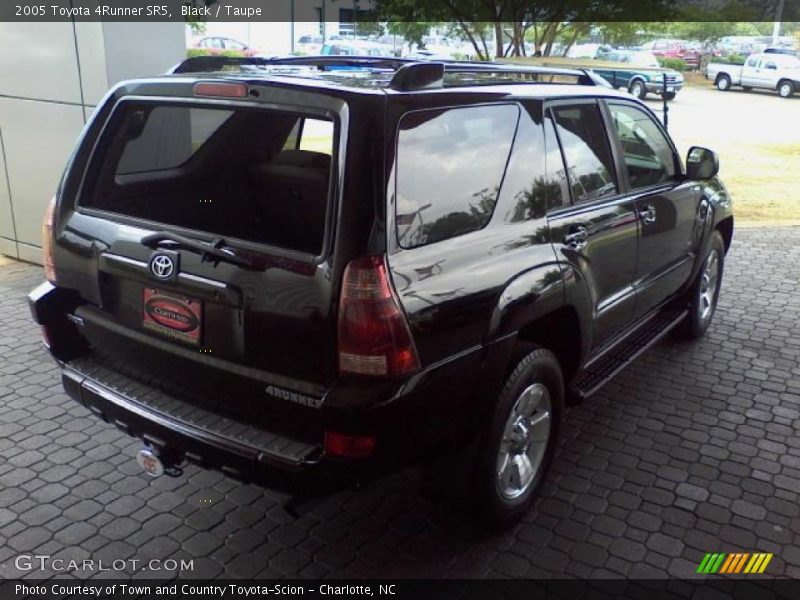 Black / Taupe 2005 Toyota 4Runner SR5