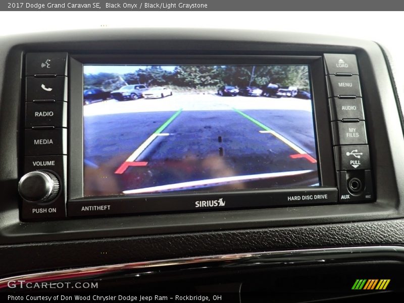Black Onyx / Black/Light Graystone 2017 Dodge Grand Caravan SE