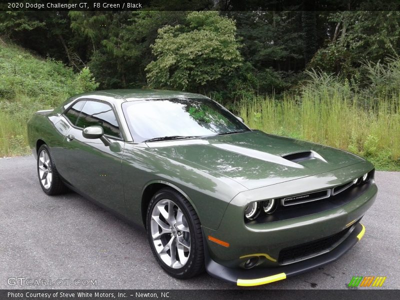 Front 3/4 View of 2020 Challenger GT