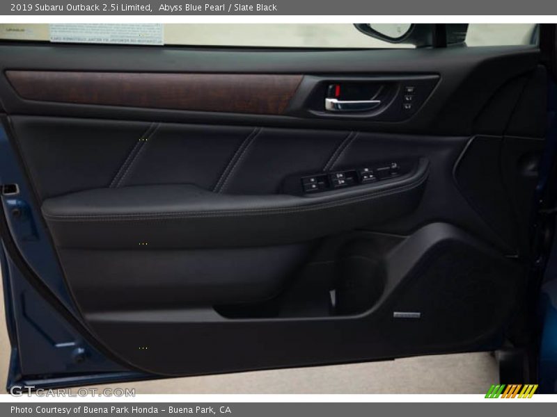 Abyss Blue Pearl / Slate Black 2019 Subaru Outback 2.5i Limited