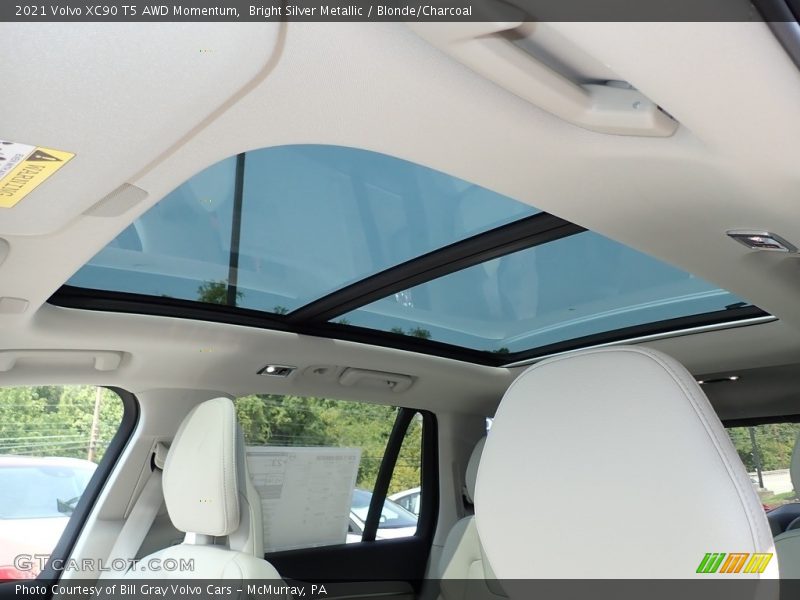 Sunroof of 2021 XC90 T5 AWD Momentum