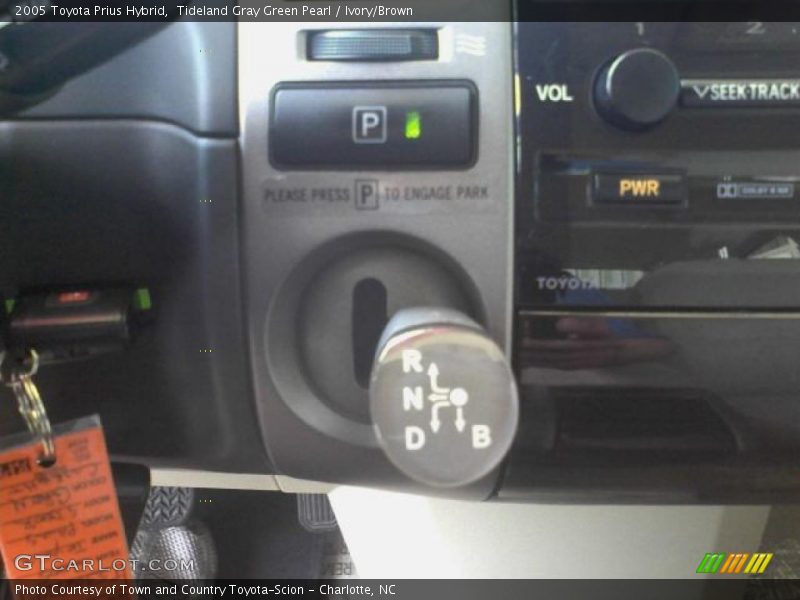 Tideland Gray Green Pearl / Ivory/Brown 2005 Toyota Prius Hybrid