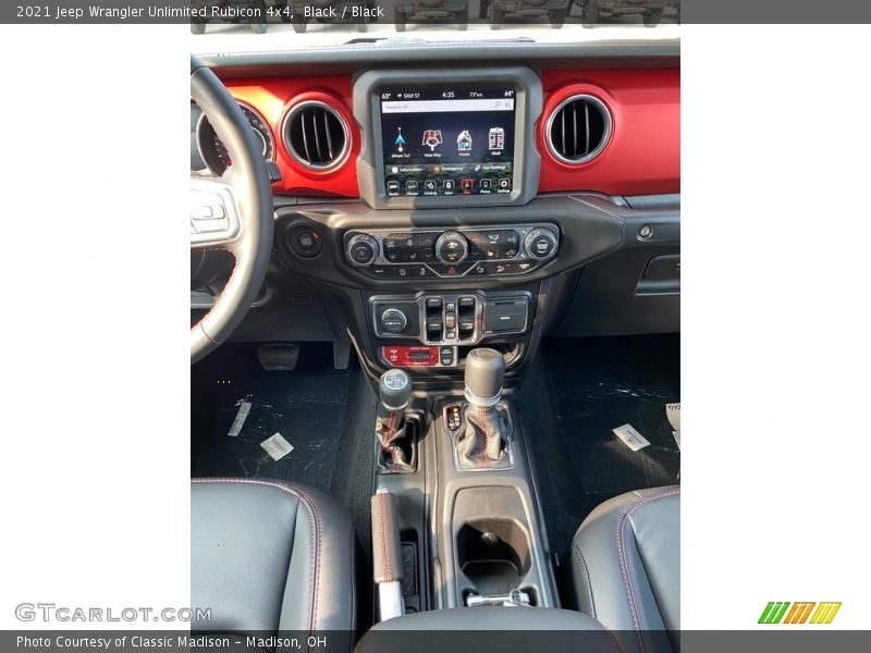Controls of 2021 Wrangler Unlimited Rubicon 4x4