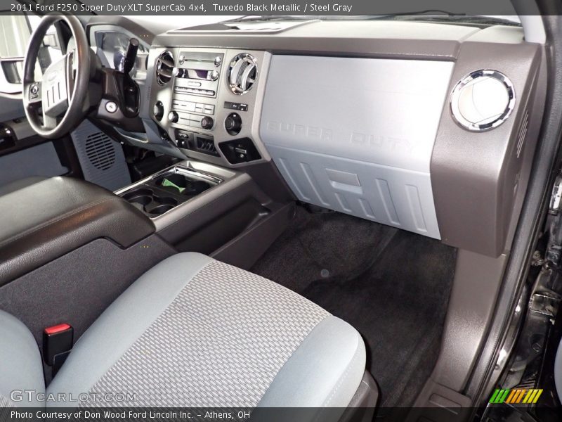 Tuxedo Black Metallic / Steel Gray 2011 Ford F250 Super Duty XLT SuperCab 4x4