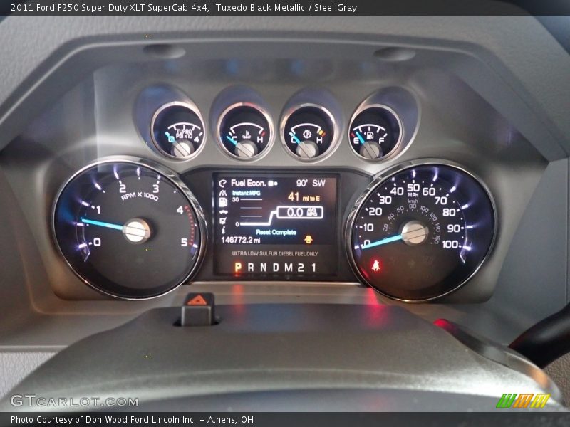 Tuxedo Black Metallic / Steel Gray 2011 Ford F250 Super Duty XLT SuperCab 4x4